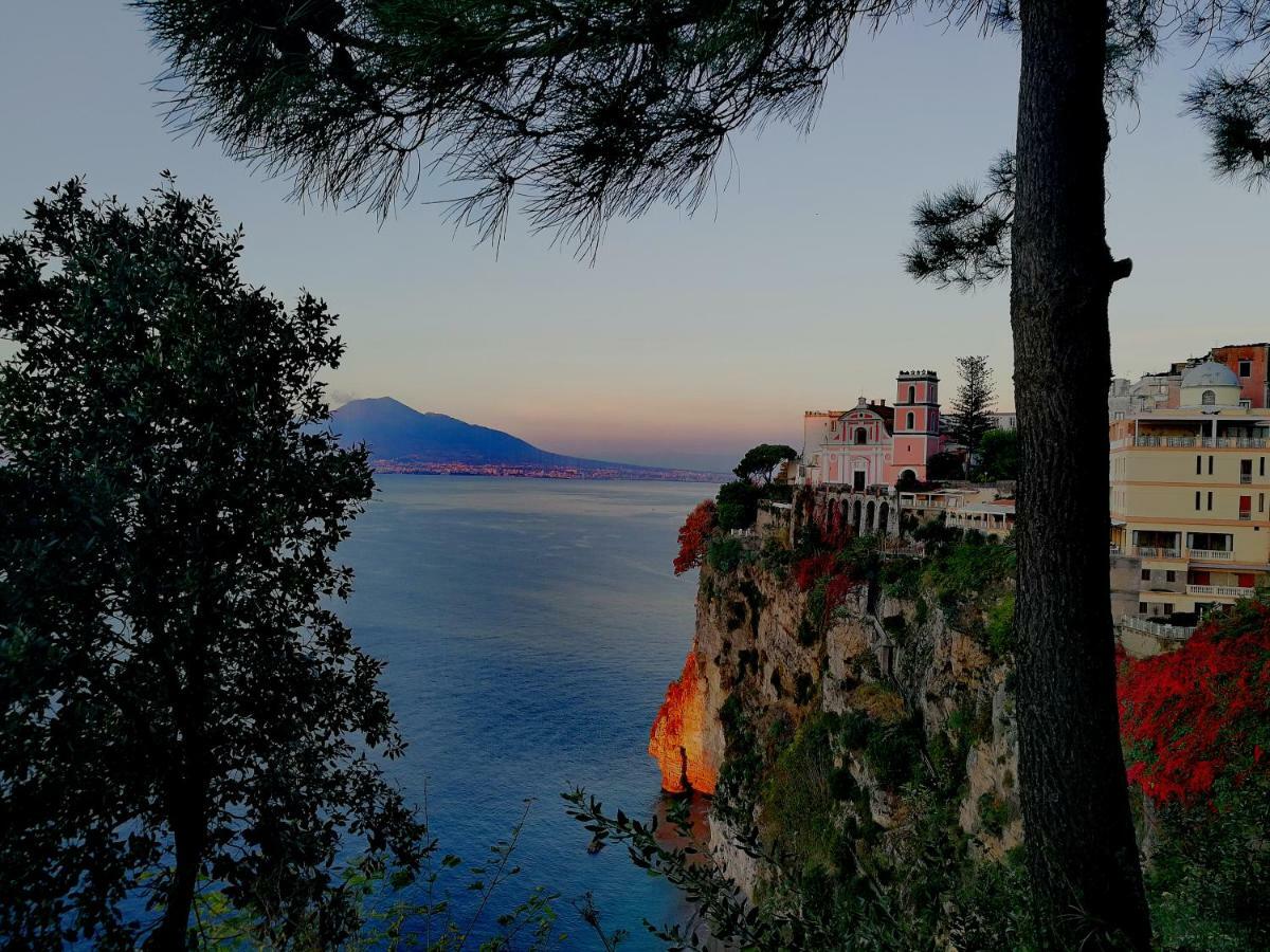 Quintessenza - Sorrento Coast Rentroom Vico Equense Exterior foto
